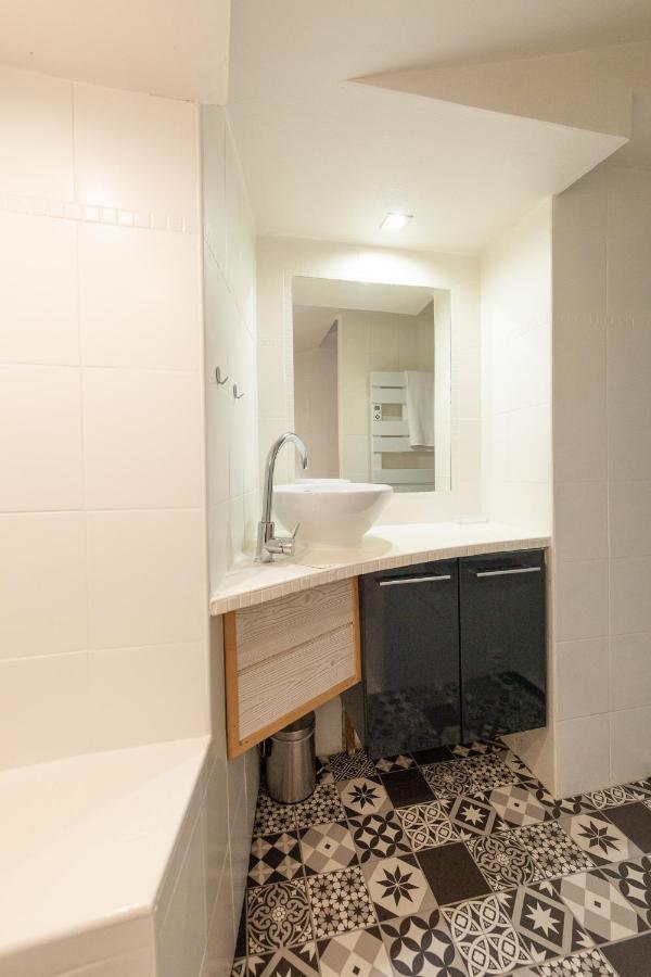 La Parenthese Appartement Familial - Centre-Ville - Calme - Wifi - T2 Vannes Buitenkant foto